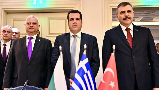 Bakan Çiftçi, Atina’da ‘Üçlü Mekanizma Toplantısı’na katıldı