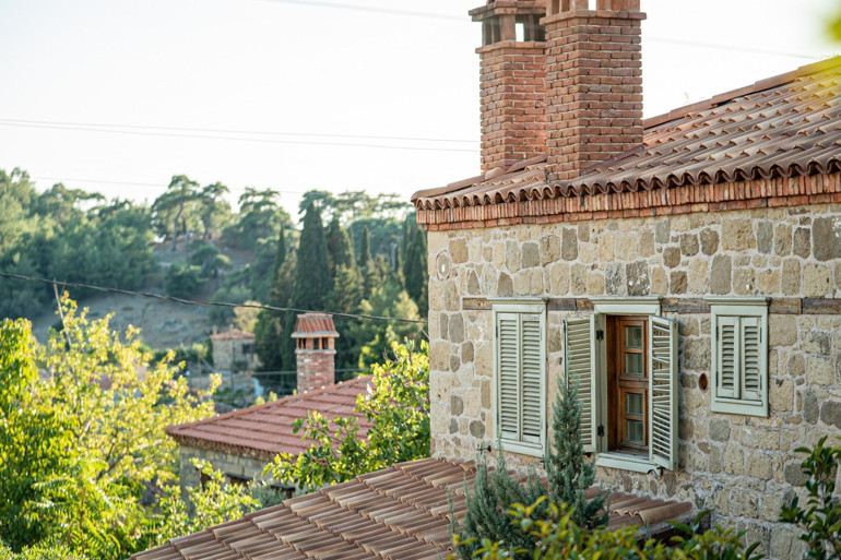 Bakan Ersoy: Yerel değerlerimizi dünya sahnesine taşıyoruz
