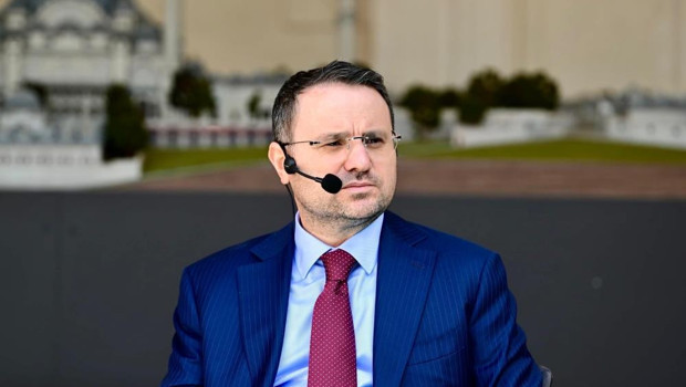 Bakan Gürlek Edirne’de gençlerle buluştu: Adaleti hızlandırmak en büyük hedefimiz