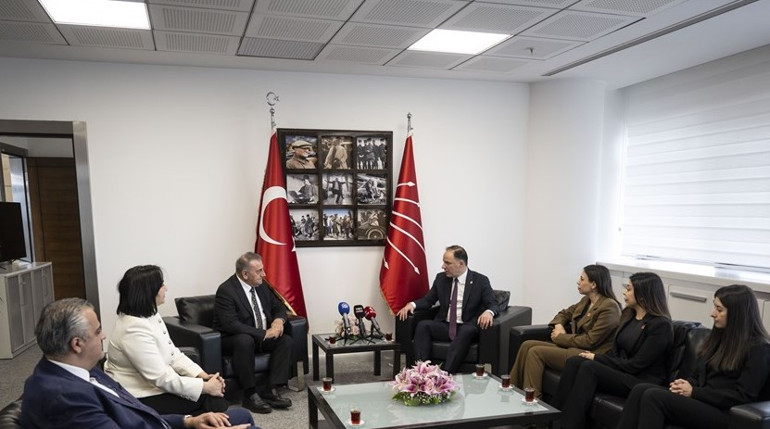 CHP Genel Merkezinde siyasi partiler arası bayramlaşma