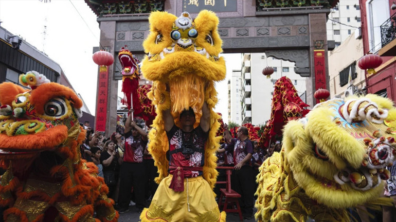 Çin, at yılı kutlamalarına hazırlanıyor: Dünyanın en büyük kitlesel göçü yaşanacak