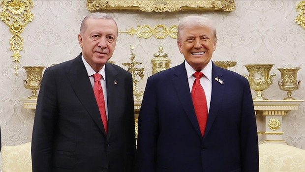 Cumhurbaşkanı Erdoğan’dan Trump’a geçmiş olsun telefonu
