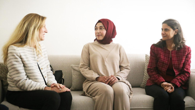 Ebe desteği ile sezaryen doğum azaldı