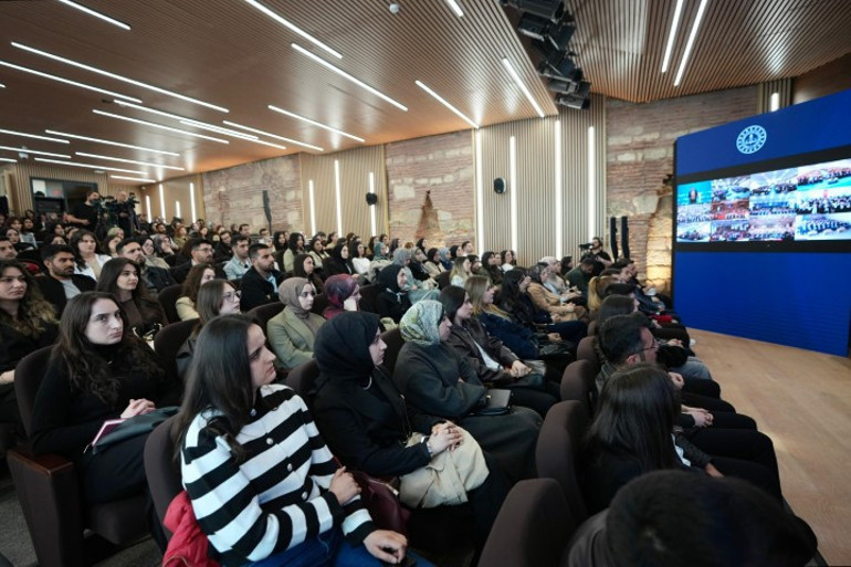 Eğitimde büyük dönüşüm: 7 ilde 12 merkezde başladı | Milli Eğitim Akademisindeki ilk dersi Bakan Tekin verdi... Öğretmenler bu merkezlerde yetişecek