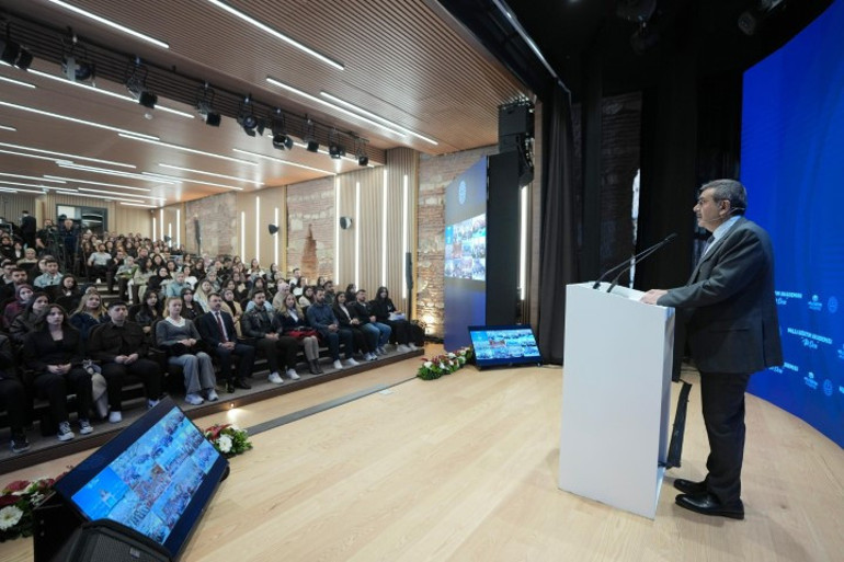 Eğitimde büyük dönüşüm: 7 ilde 12 merkezde başladı | Milli Eğitim Akademisindeki ilk dersi Bakan Tekin verdi... Öğretmenler bu merkezlerde yetişecek