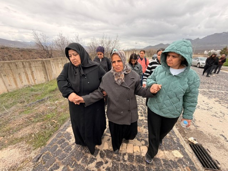 Gülistan Doku dosyasında eski vali gözaltında | Rojin Kabaişin babası da protokoldeki bir ismi işaret etti: Bizim olayda da ondan şüpheleniyorum
