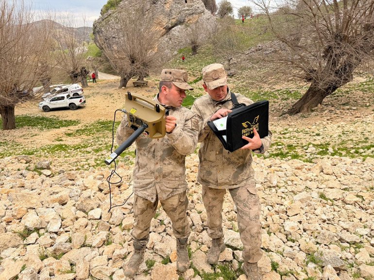 Gülistan Doku soruşturması | JAK ve JASAT ekiplerinden geniş çaplı arama