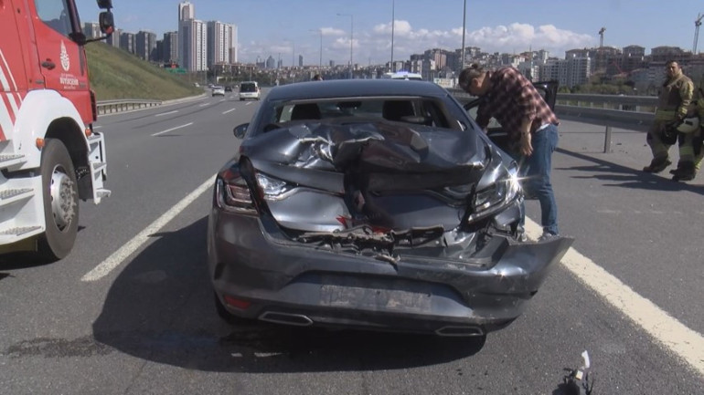 İstanbulda zincirleme kaza: Yaralılar var