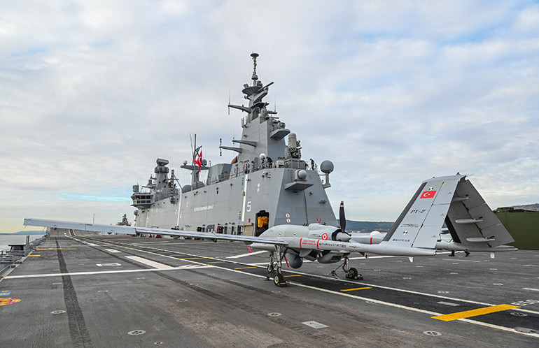 İtalya, savunmada rotayı Türkiyeye çevirdi: Dünyayı şaşırtan TB3 hamlesi Ankarayı Avrupanın merkezine taşıyacak anlaşma