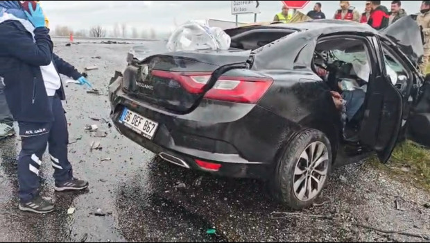 Manisa ve Bitlis’te kaza: 4 can kaybı 6 yaralı