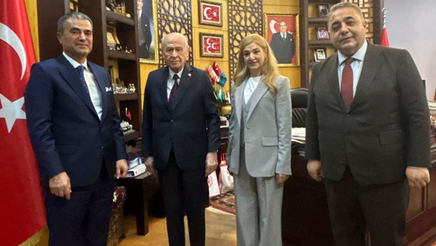 MHP lideri Devlet Bahçeli Demirören Medya heyetini kabul etti: Uzak Şehir’i kaçırmadan izliyorum