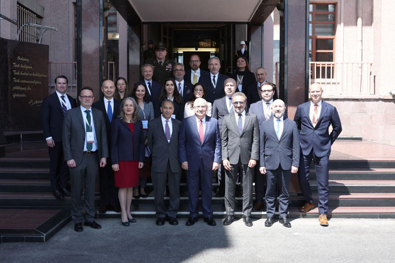 Milli Savunma Bakanı Güler, ABD-Türkiye İş Konseyi heyetini kabul etti