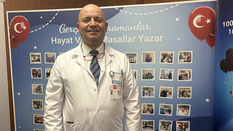 Önce kızları sonra ikizleri: İlik nakli koca bir aileyi kurtardı