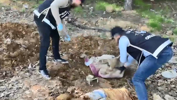 Pendik’te operasyon: Toprak altındaki depoda binlerce silah parçası bulundu! 4 şüpheli gözaltında