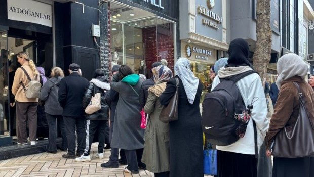 Pide değil, altın kuyruğu… Fiyatı gören kuyumcuya koştu