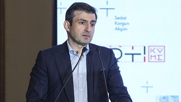 Selçuk Bayraktar: Bir toplumun geleceği düşünceyle, sanatla, derinlikle ve anlamla inşa edilir