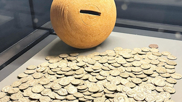 Side Antik Kenti’nde Roma’dan kalma kumbaraya röntgen