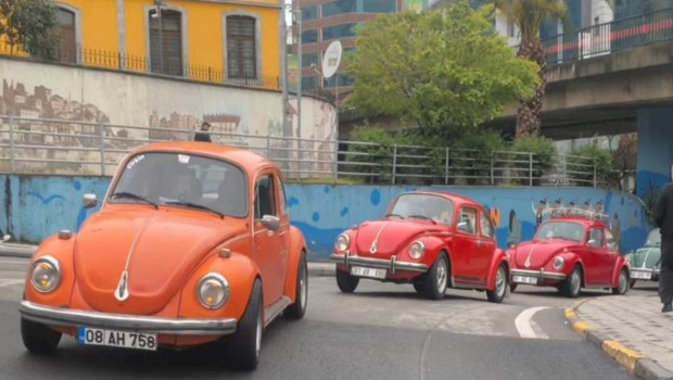 Trabzon’da 23 Nisan kutlaması: Vosvoslar çocuklar için sürdü