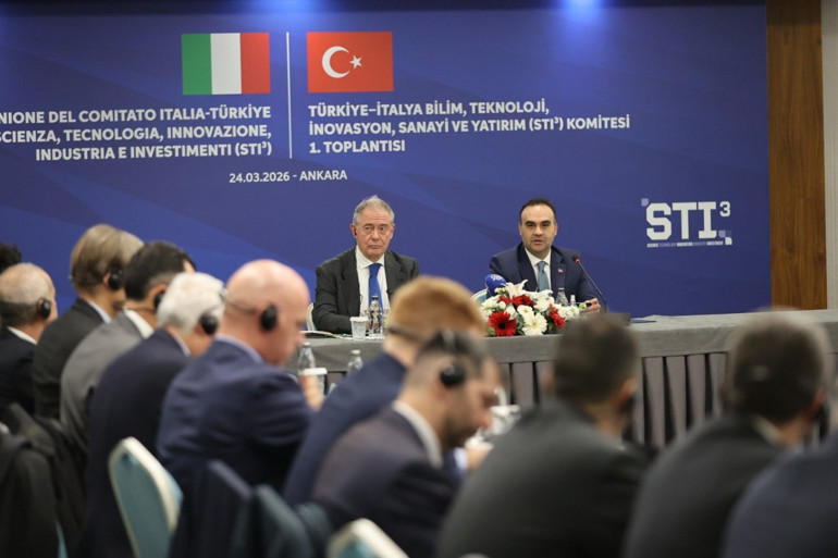 Türkiyenin yeni markası STİ³ün ilk toplantısı İtalya ile yapıldı