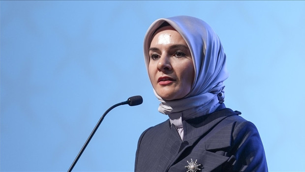 Aile ve Sosyal Hizmetler Bakanı Göktaş’tan reklam filmine tepki: Annelik, reklam diline indirgenerek değersizleştirilecek bir kavram değildir!