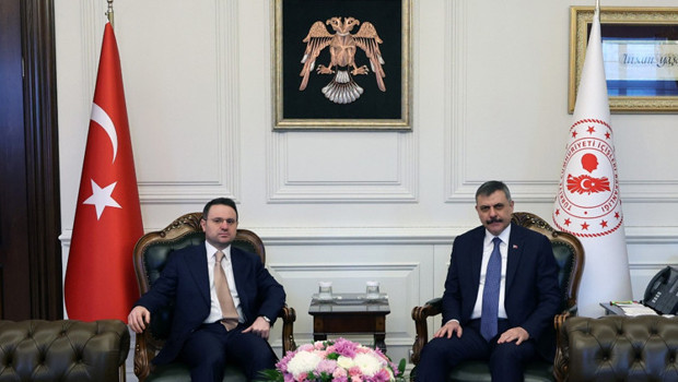Bakan Gürlek’ten Bakan Çiftçi’ye ziyaret