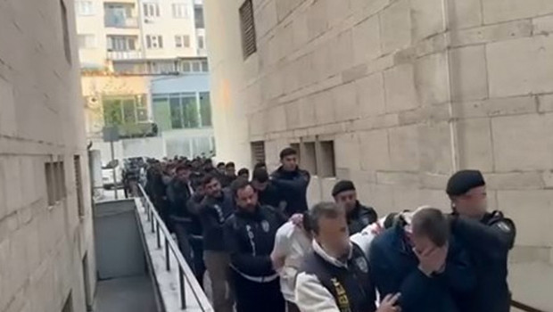Bursa’da 3,8 milyar liralık yasa dışı bahis operasyonu: 22 kişi tutuklandı