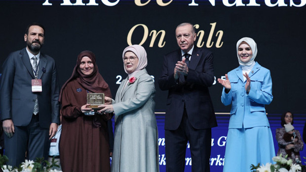 Emine Erdoğan’dan Aile ve Nüfus 10 Yılı Vizyon Belgesi paylaşımı