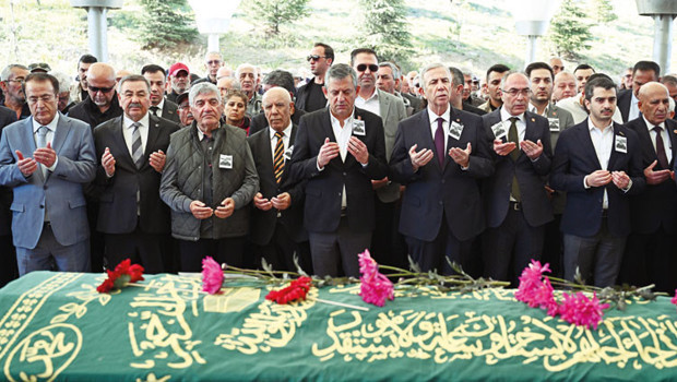 Özel’den Sumud tepkisi… Açık bir haydutluk