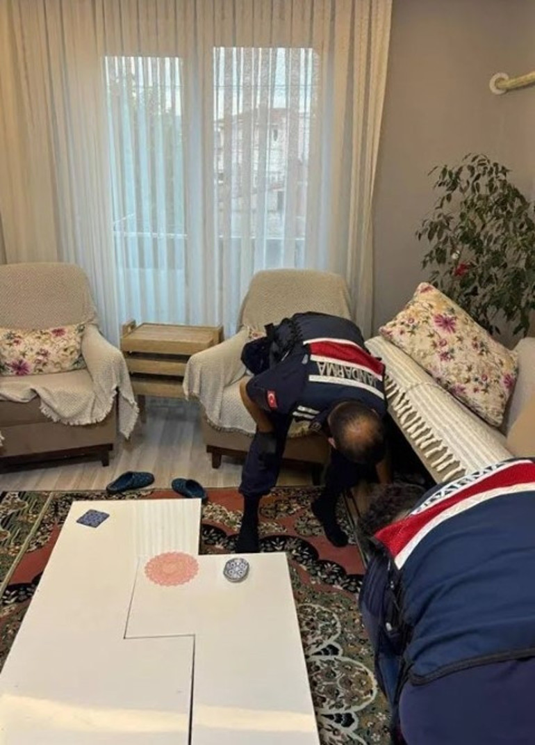 27 ilde kritik operasyon 1 yıllık işlem hacimleri 8 milyar liraydı... Sanal bahis soruşturmasında 72 kişi gözaltı