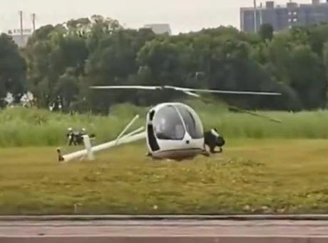 Acil iniş yapan helikopter kontrolden çıktı! Yaralılar var