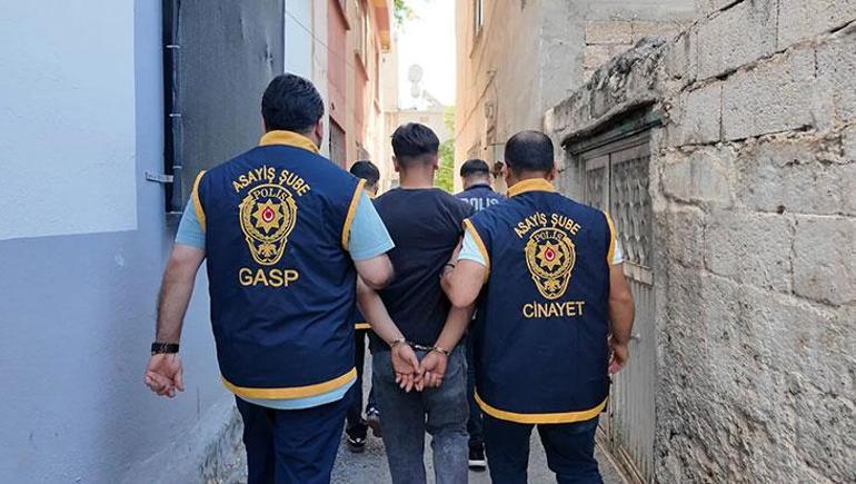 Adıyaman'da sosyal medyada 'silah teşhiri' yapan çok sayıda zanlı gözaltına alındı