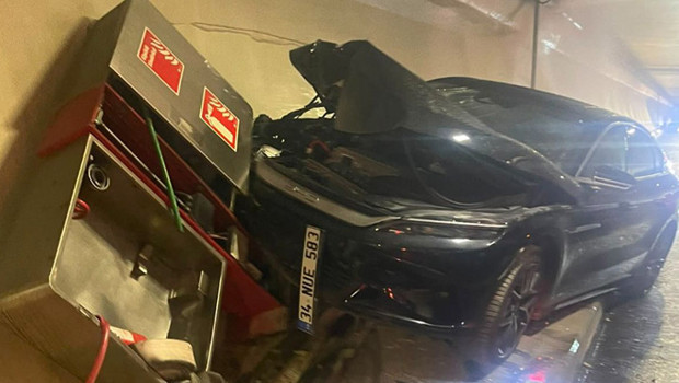 Avrasya Tüneli’nde trafik kazası! Valilik’ten ‘deniz suyu’ açıklaması