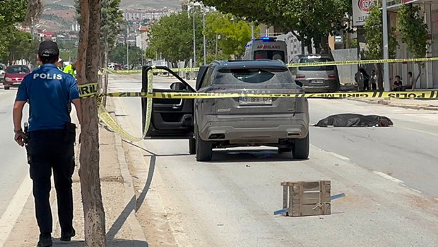 Ayşenur’un kahreden ölümü: Yolun karşısına geçmeye çalışıyordu