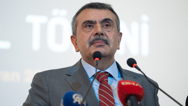 Bakan Tekin: ‘Bilişim sınıfları’mızı yeniden revize ediyoruz
