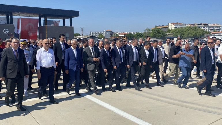 Bakan Uraloğlu müjdeyi verdi: İstanbul-Çanakkale arası 2 saate düşecek