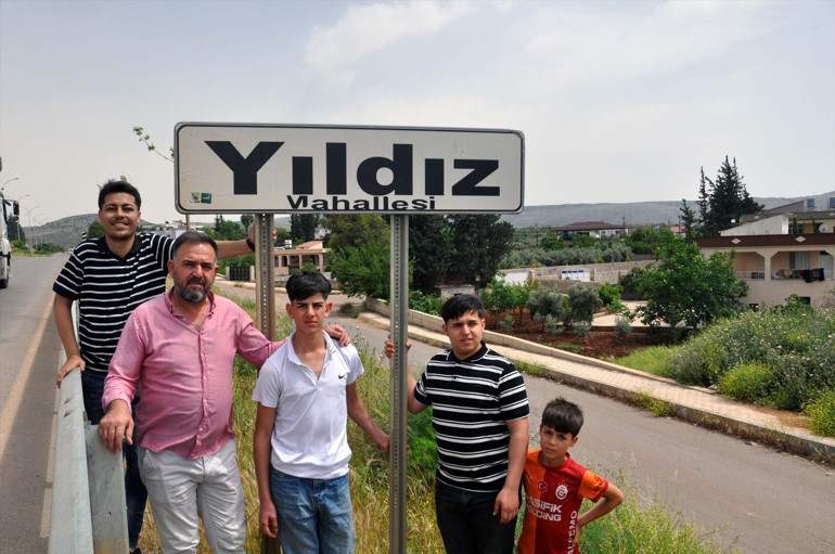 Bu mahallede herkesin soyadı aynı Karışıklık olmasın diye çocuklarımız çift isimlidir