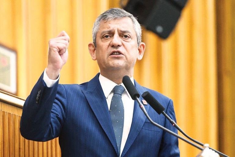 Çeyrek asırlık kısır döngü