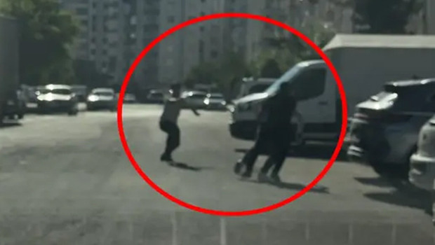 Diyarbakır’da 2 grup arasında silahlı kavga kamerada: 2’si ağır 3 yaralı