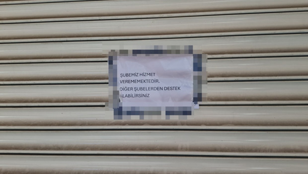 Diyarbakır'da banka şubesine silahlı saldırı