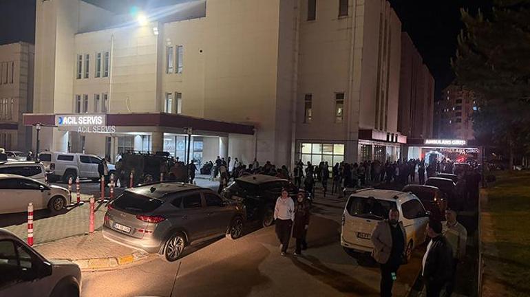 Engelli kardeşini ve polis memurunu yaraladı, operasyonla etkisiz hale getirildi 3 Engelli kardeşini ve polis memurunu yaraladı, operasyonla etkisiz hale getirildi
