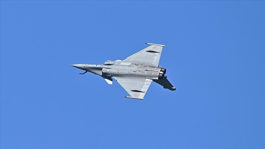 Fransız savaş uçakları, Baltık'ta Rus uçaklarını engellemek için havalandı 2 Fransız savaş uçakları, Baltık'ta Rus uçaklarını engellemek için havalandı