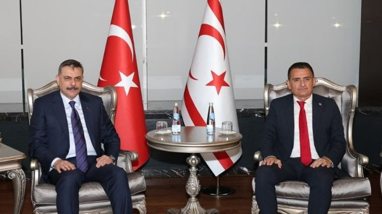 İçişleri Bakanı Mustafa Çiftçi, çeşitli temaslar için KKTCde