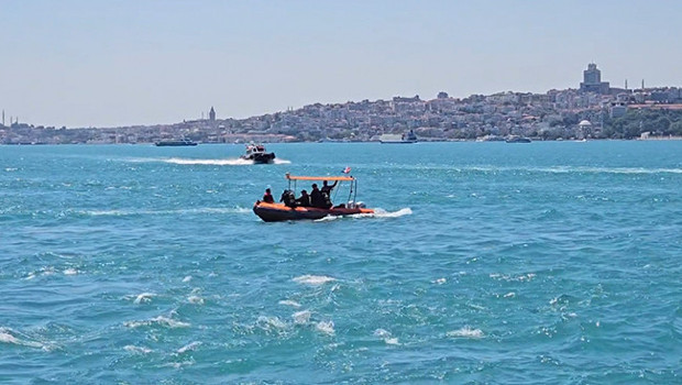 İstanbul Boğazı'nda cansız beden alarmı: Bölgede arama yapılıyor