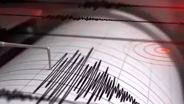 İzmir’de 3.7 büyüklüğünde deprem