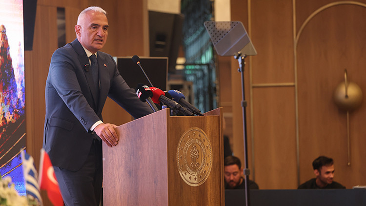 Kültür ve Turizm Bakanı Ersoy: Konaklama tesislerine bu standartlara uyma zorunluluğu getirdik