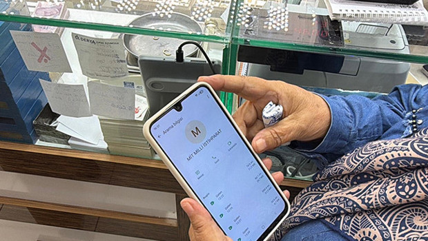 Kuyumcu ikna edemedi, polise haber verdi: 10 altın bileziğini bozdurdu! Başıma geleceğini hiç düşünmedim’