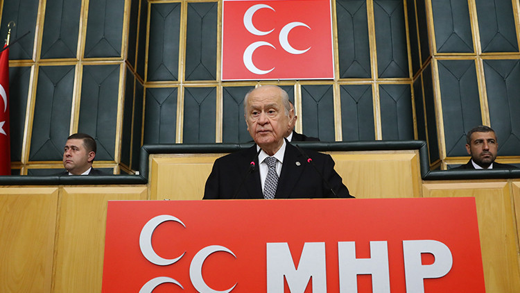 MHP lideri Bahçeli: CHP'nin önünde iki yol var 2 MHP lideri Bahçeli: CHP'nin önünde iki yol var
