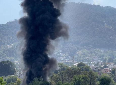 Pakistan’da askeri helikopter düştü! Tüm mürettebat hayatını kaybetti