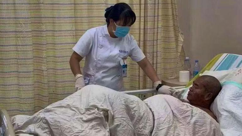 Sahilde meyve kabuğuna bastı, 7 gün açık denizde mahsur kaldı! İnanılmaz kurtuluş hikayesini anlattı 4 Sahilde meyve kabuğuna bastı, 7 gün açık denizde mahsur kaldı! İnanılmaz kurtuluş hikayesini anlattı
