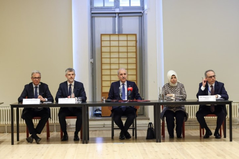 TBMM Başkanı Kurtulmuş, İsveçte Cumhurbaşkanı Erdoğanın sözünü hatırlattı: Bu, temel değişim ihtiyacını yansıtmakta